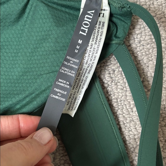 Vuori Women's daily pocket legging and Crop Top Set - Picture 10 of 10